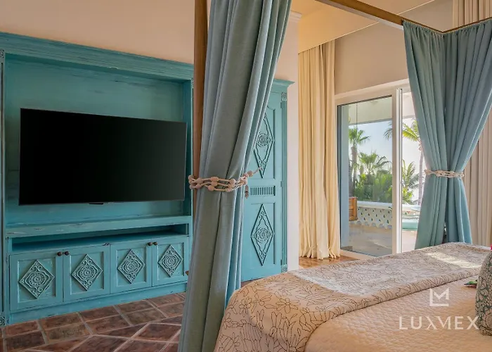 Beautiful 5 Bd Del Mar Staffed & Steps From The Villa *