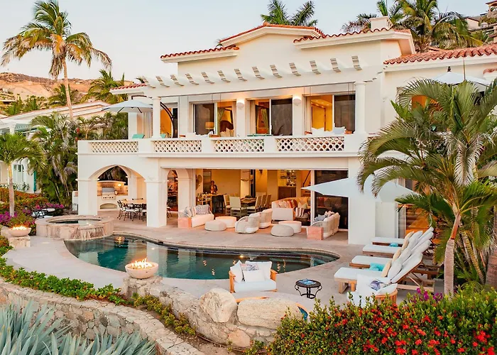 Beautiful 5 Bd Del Mar Staffed & Steps From The * San Jose del Cabo
