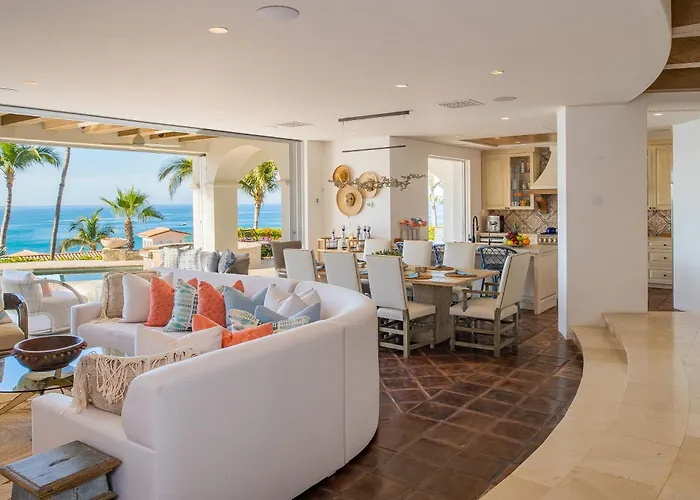 Villa Beautiful 5 Bd Del Mar Staffed & Steps From The