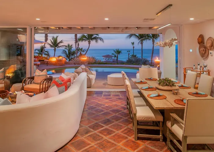 Beautiful 5 Bd Del Mar Staffed & Steps From The *