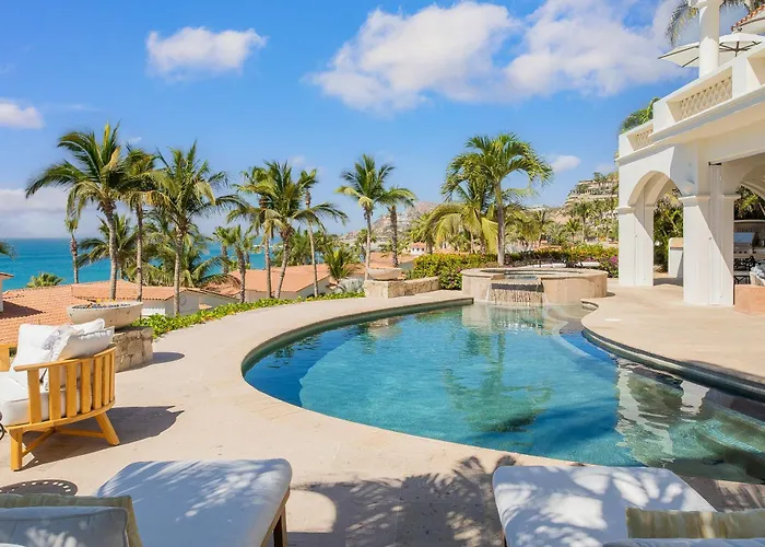 Villa Beautiful 5 Bd Del Mar Staffed & Steps From The