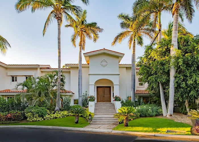 Villa Beautiful 5 Bd Del Mar Staffed & Steps From The