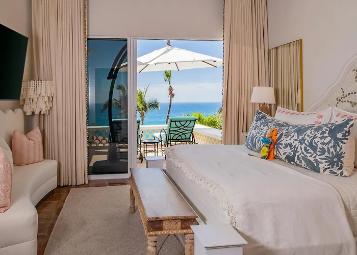 Beautiful 5 Bd Del Mar Staffed & Steps From The *
